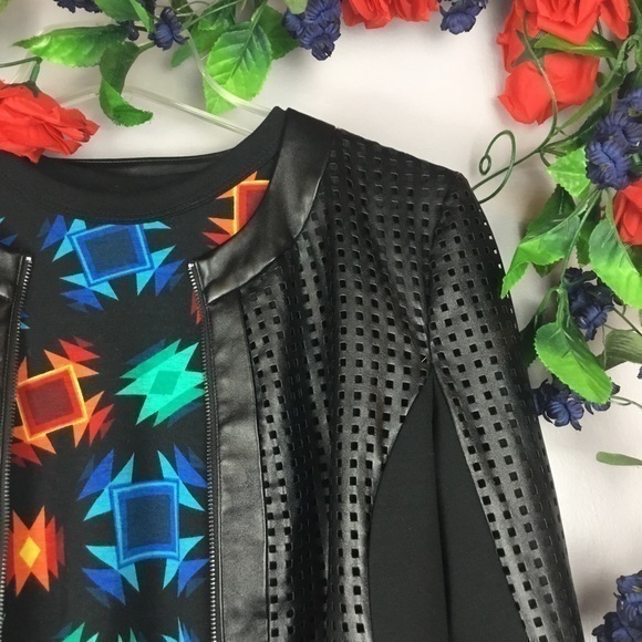 LIKE NEW💚🖤 RAFAELLA Black Mock Vegan Leather Jacket Size 4 - Picture 6 of 14